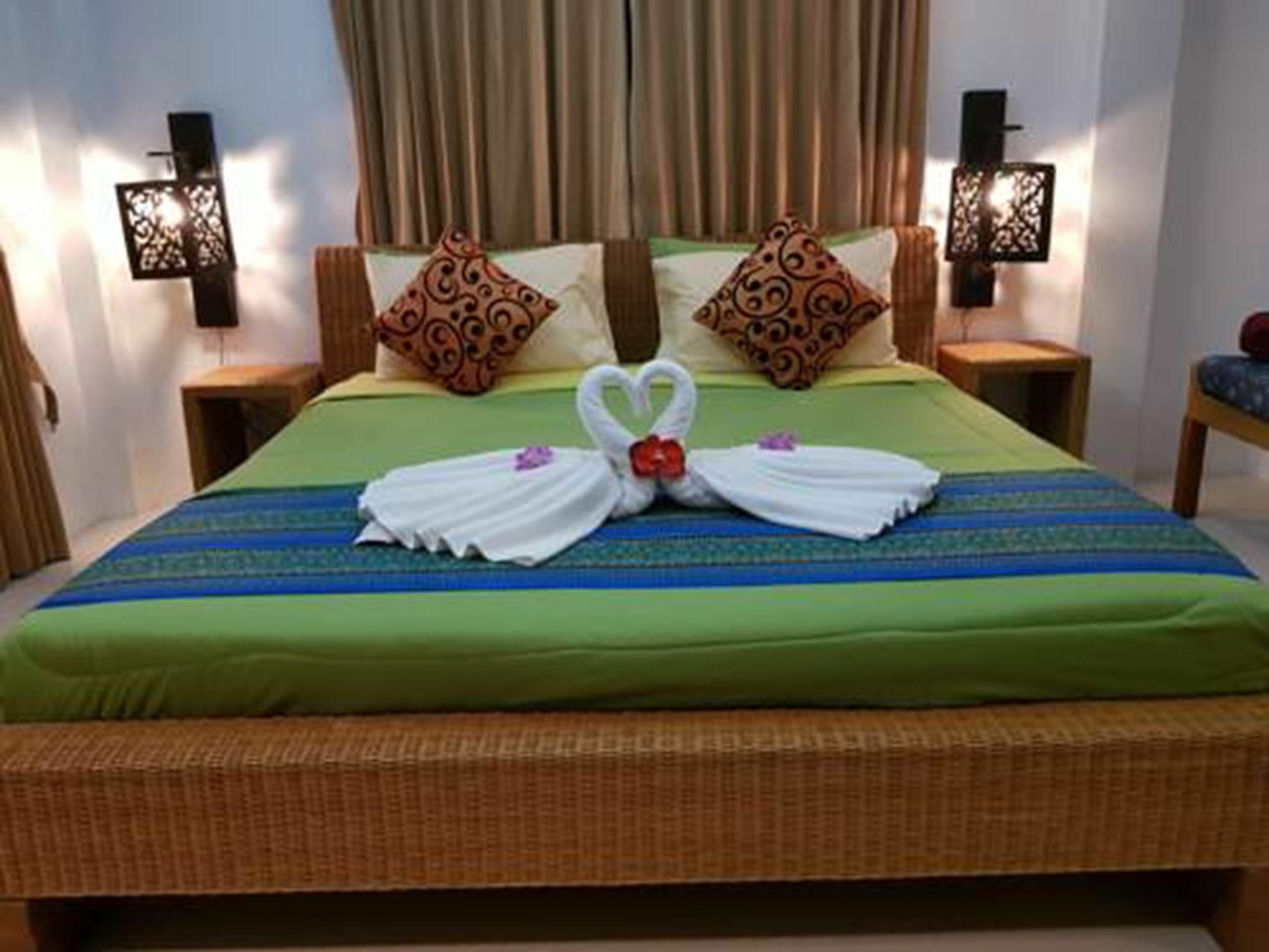 Rockwell Boutique Suites Hua Thanon  Bagian luar foto